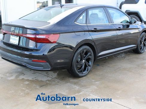 New 2026 Volkswagen Jetta SE FWD image 6