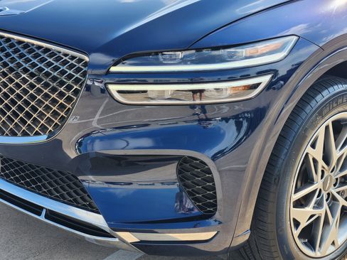 Used 2023 Genesis GV70 2.5T Select w/ Select Package image 6