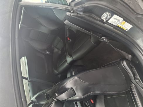 Used 2017 Ford Mustang Premium RWD image 10