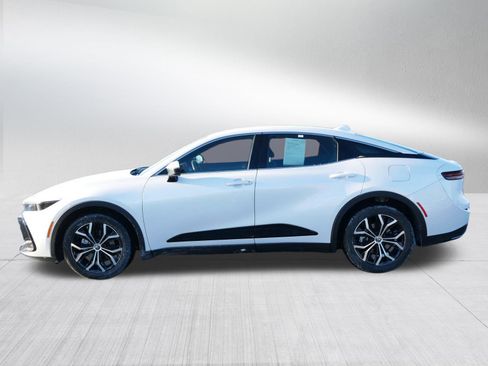 Used 2024 Toyota Crown XLE image 4