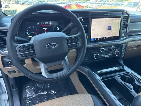 New 2025 Ford F250 Lariat w/ Lariat Ultimate Package image 13