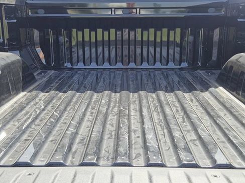 Used 2024 GMC Sierra 1500 Elevation w/ X31 Off-Road Package AWD/4WD image 32