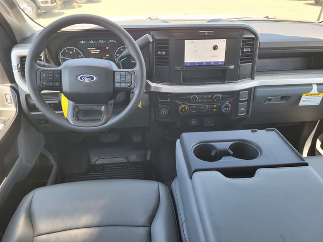 New 2026 Ford F350 XL w/ XL Chrome Package RWD image 7
