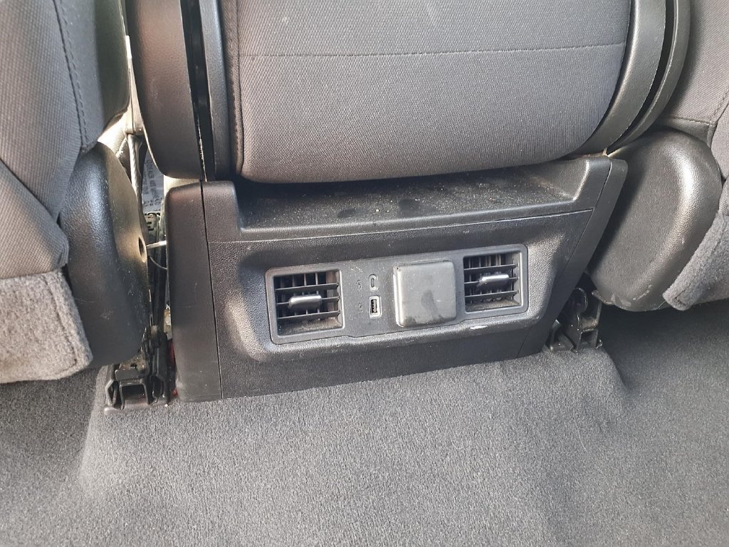 Used 2025 Chevrolet Silverado 1500 LT AWD/4WD image 21