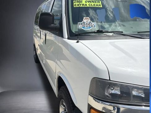 Used 2019 Chevrolet Express 3500 LT w/ LT Preferred Equipment Group RWD image 6
