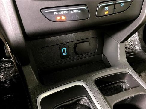 Used 2018 Ford Escape SEL image 34