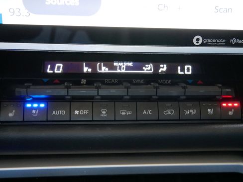 Used 2023 Toyota Sequoia 4WD image 42