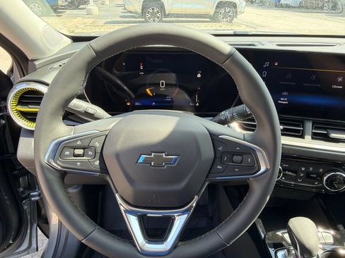 New 2026 Chevrolet Trax ACTIV FWD image 21
