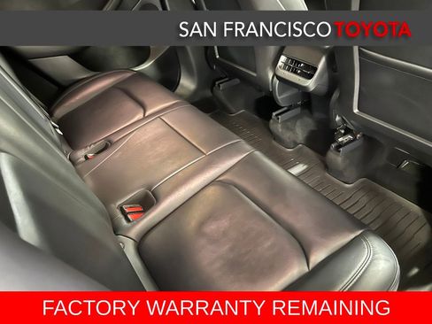 Used 2024 Tesla Model Y Long Range image 19