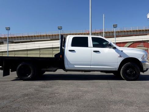 Used 2018 RAM 3500 Tradesman w/ Chrome Appearance Group image 15