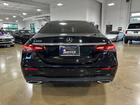 Used 2022 Mercedes-Benz E 350 Sedan image 6