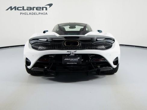 Used 2025 McLaren 750S image 6