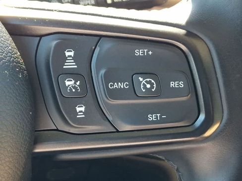 Used 2020 Jeep Wrangler Sport image 24