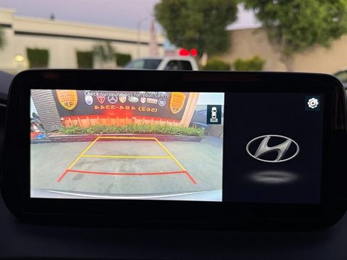 Used 2021 Hyundai Santa Fe SEL w/ Convenience + Premium Package AWD/4WD image 45