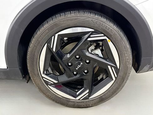 Used 2025 Kia K4 EX image 28