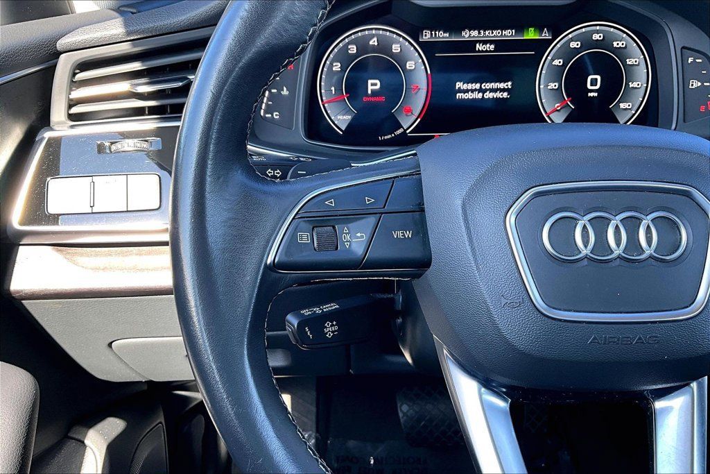 Used 2022 Audi Q8 Premium AWD/4WD image 11