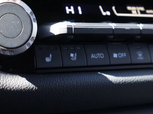 Used 2025 Toyota Sequoia Limited w/ TRD Off-Road Package image 40