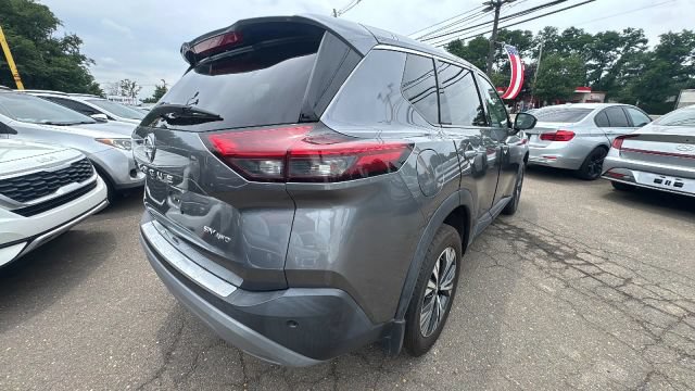 Used 2021 Nissan Rogue SV AWD/4WD image 5