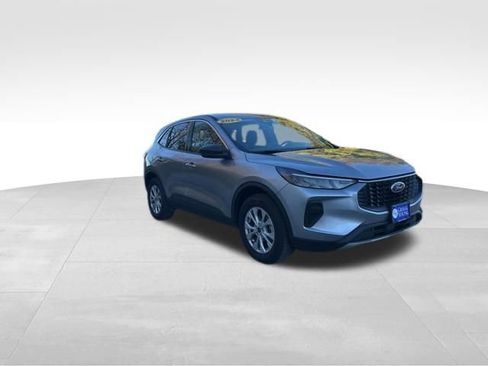 Used 2024 Ford Escape Active image 10