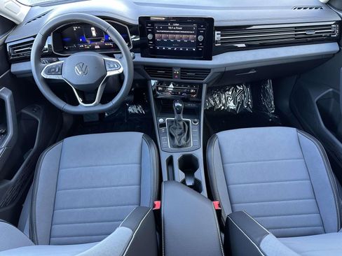New 2026 Volkswagen Jetta SE image 11