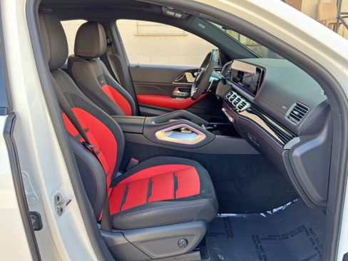 Used 2024 Mercedes-Benz GLE 53 AMG 4MATIC Coupe image 16