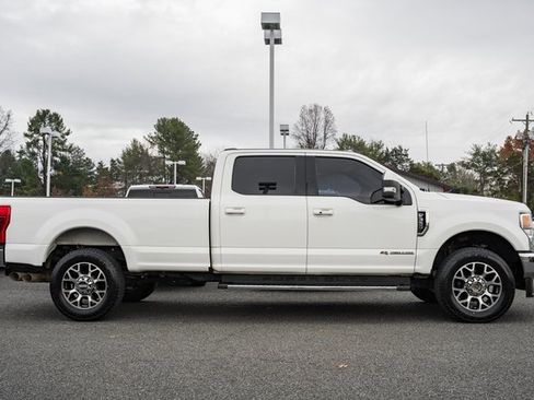 Used 2020 Ford F350 Lariat w/ Lariat Ultimate Package image 3