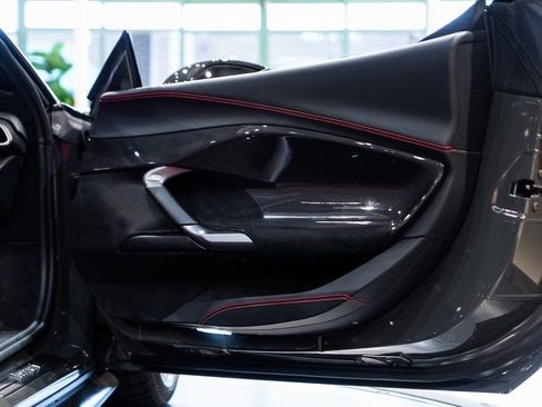 Certified 2023 Ferrari 296 GTS Base image 37