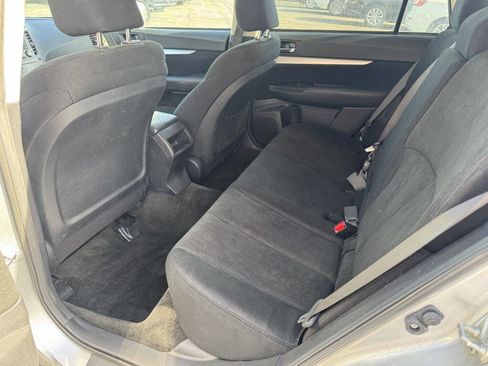 Used 2013 Subaru Outback 2.5i Premium w/ All-Weather Pkg image 5