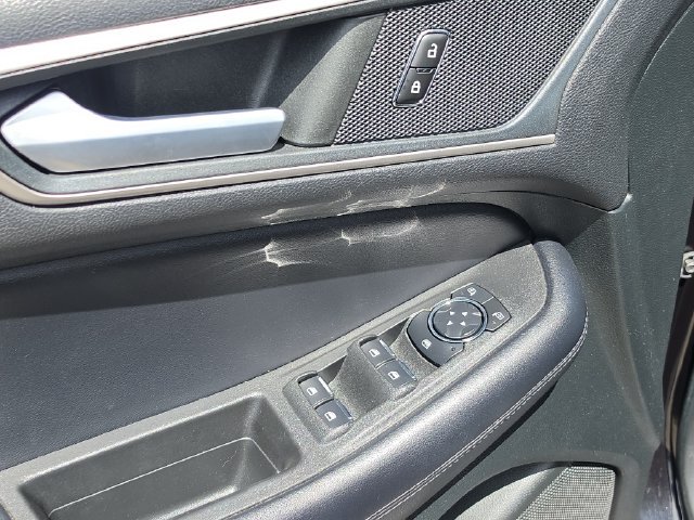 Used 2023 Ford Edge SEL AWD/4WD image 19