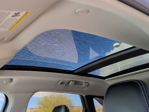 Used 2022 Ford Escape Titanium w/ Class II Trailer Tow Package image 16