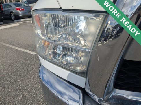 Used 2015 RAM 3500 Tradesman w/ Chrome Appearance Group image 10