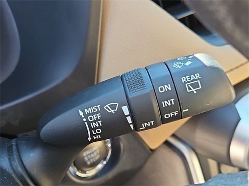 Used 2024 Toyota RAV4 XLE image 23