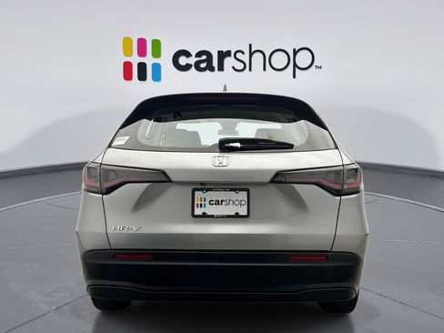 Used 2024 Honda HR-V LX image 4