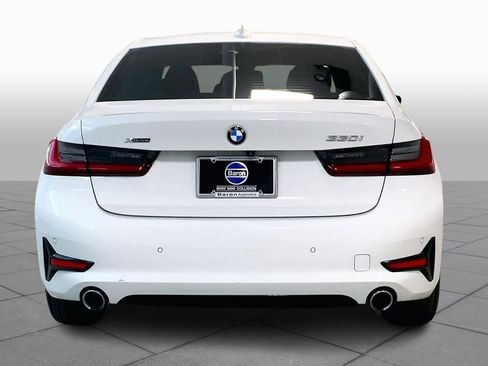 Used 2019 BMW 330i xDrive Sedan w/ Convenience Package image 4