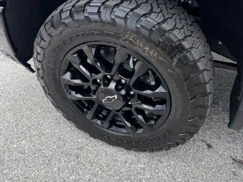 New 2026 Chevrolet Silverado 3500 LTZ w/ LTZ Plus Package AWD/4WD image 12