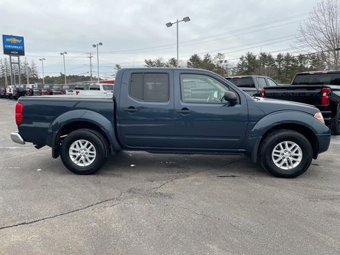 Used 2019 Nissan Frontier SV image 9