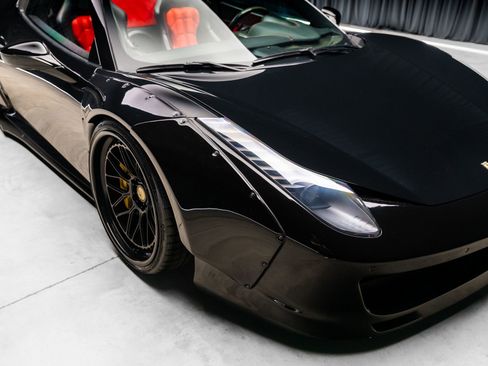 Used 2013 Ferrari 458 Spider RWD image 21