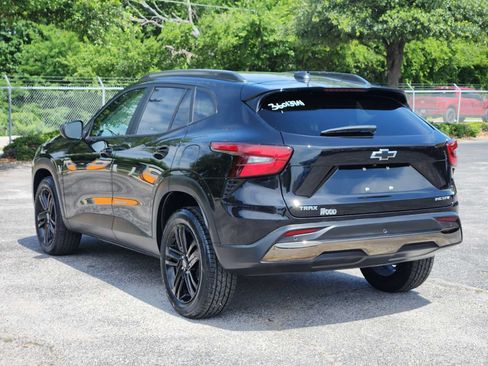 Certified 2025 Chevrolet Trax ACTIV w/ Driver Confidence Package FWD image 5