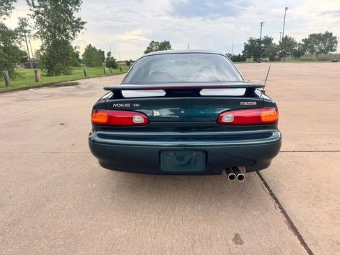Used 1995 MAZDA MX6 FWD image 31