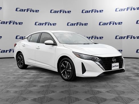 Used 2024 Nissan Sentra SV image 8