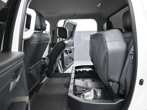 Used 2024 Toyota Tundra Limited AWD/4WD image 14