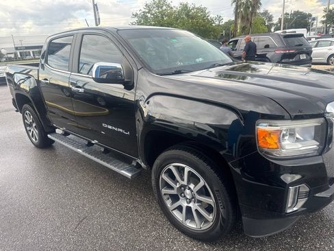Used 2022 GMC Canyon Denali RWD image 3