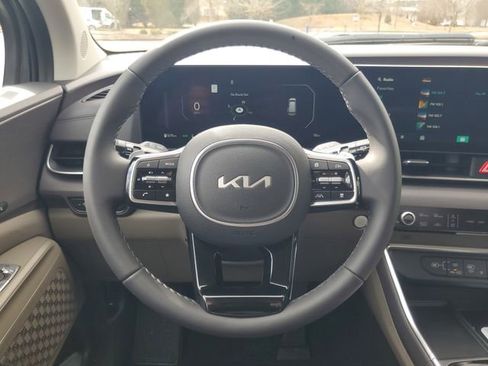 New 2026 Kia Carnival SX image 11