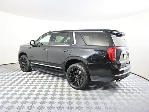 Used 2023 GMC Yukon Denali w/ Advanced Technology Package AWD/4WD image 4