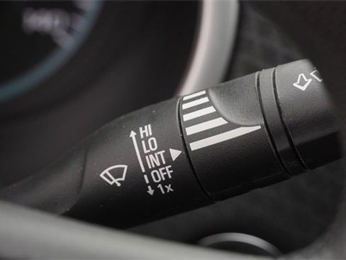 Used 2024 Chevrolet Malibu LT image 29