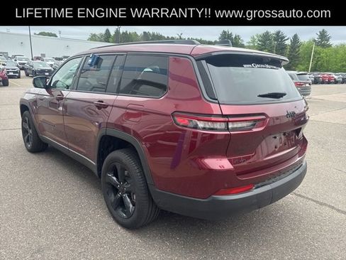 Used 2025 Jeep Grand Cherokee L Limited w/ Luxury Tech Group II AWD/4WD image 6
