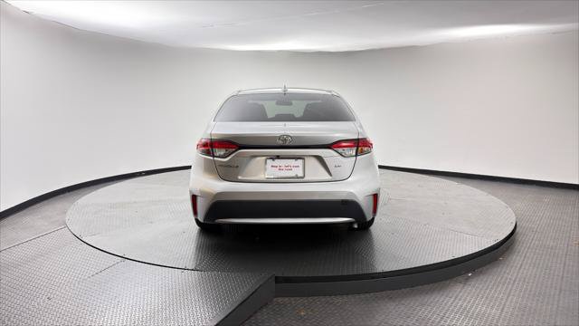 Used 2022 Toyota Corolla LE FWD image 7