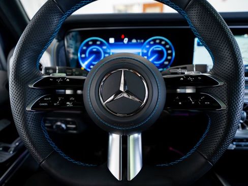 Used 2025 Mercedes-Benz G 580 w/ EQ Technology image 36