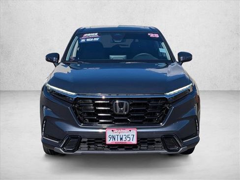 Used 2025 Honda CR-V EX image 2