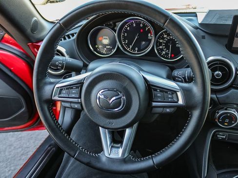 Used 2024 MAZDA MX-5 Miata RF Grand Touring image 15